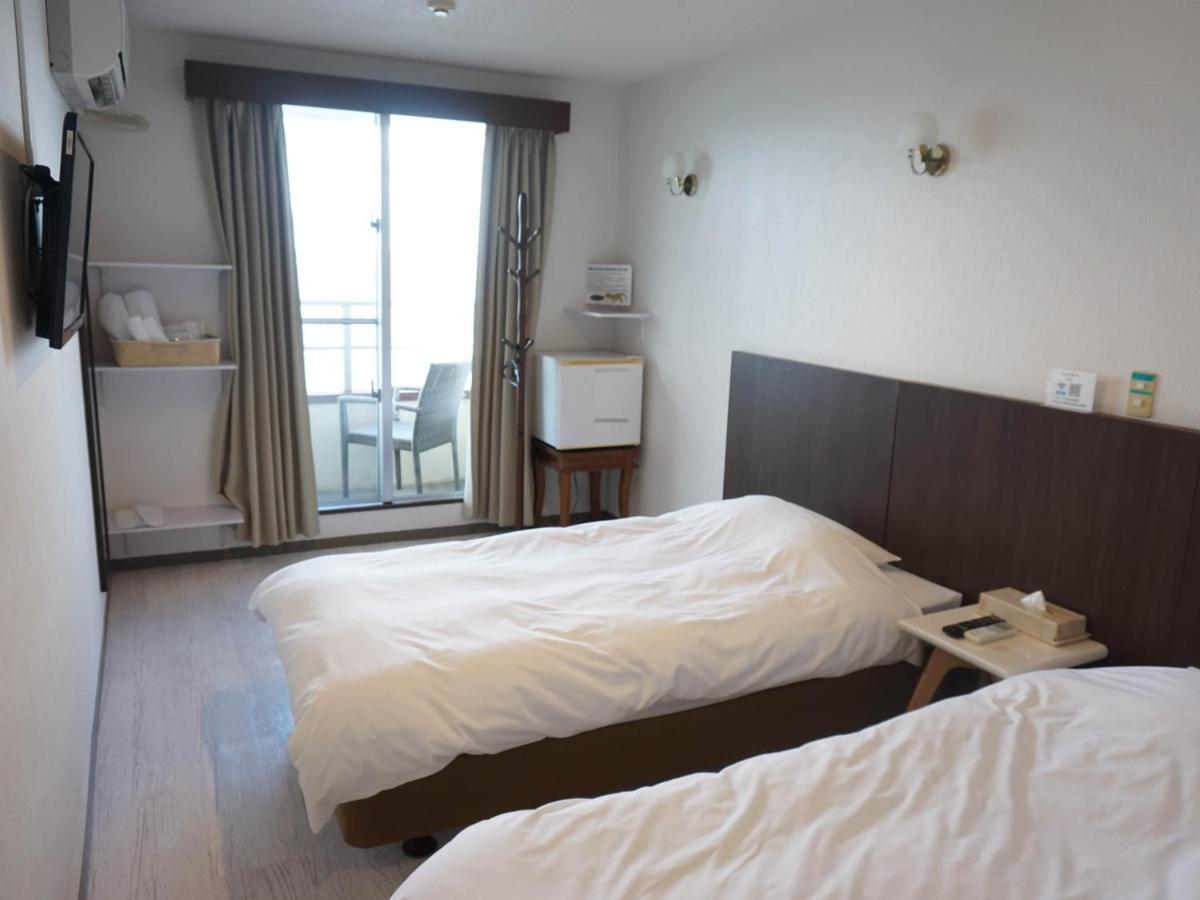 Hotel Oceans Nakijin Bagian luar foto