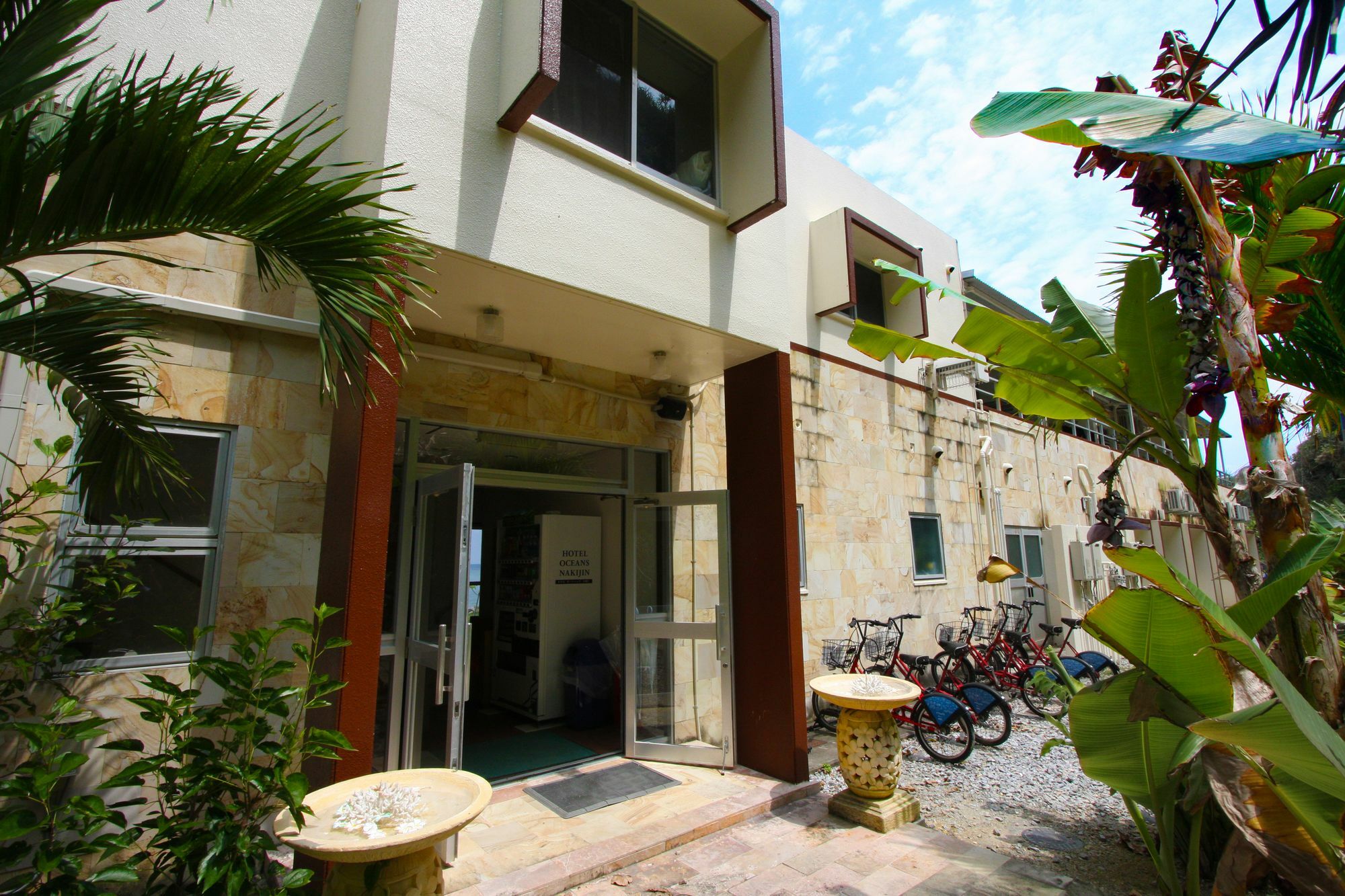 Hotel Oceans Nakijin Bagian luar foto